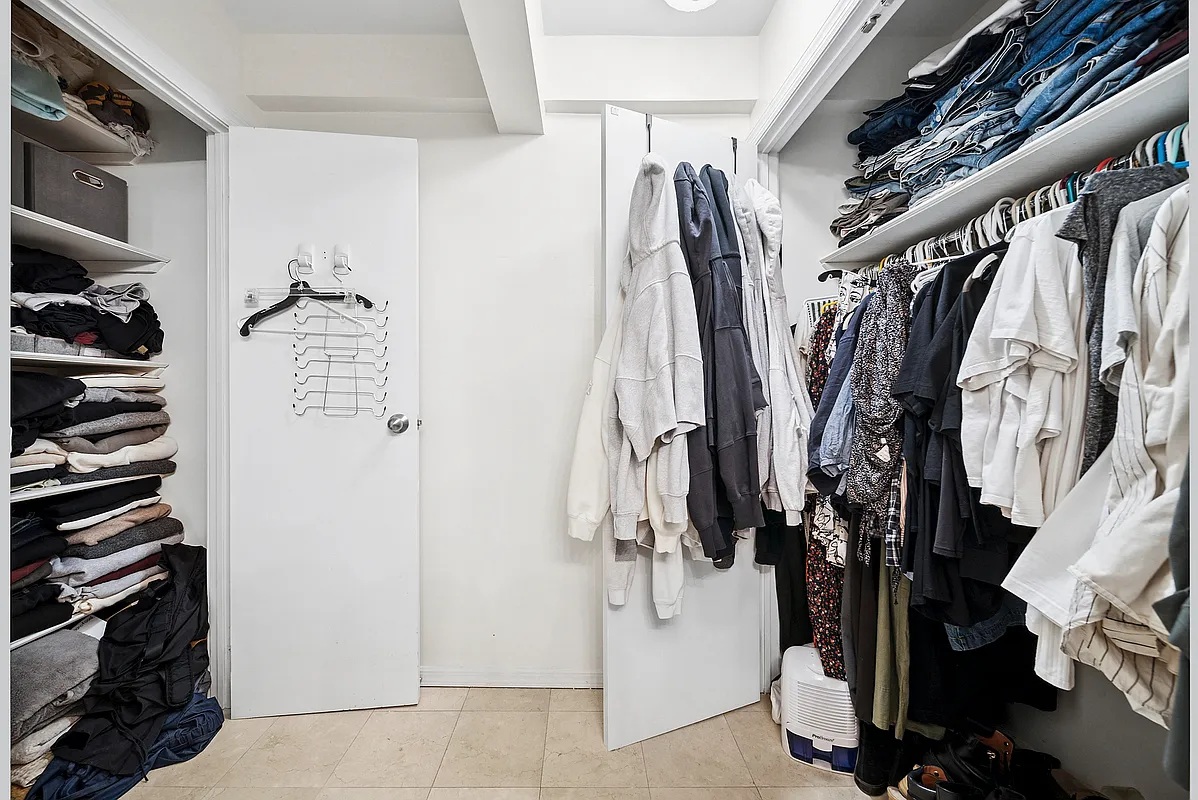 420_E_64th-5